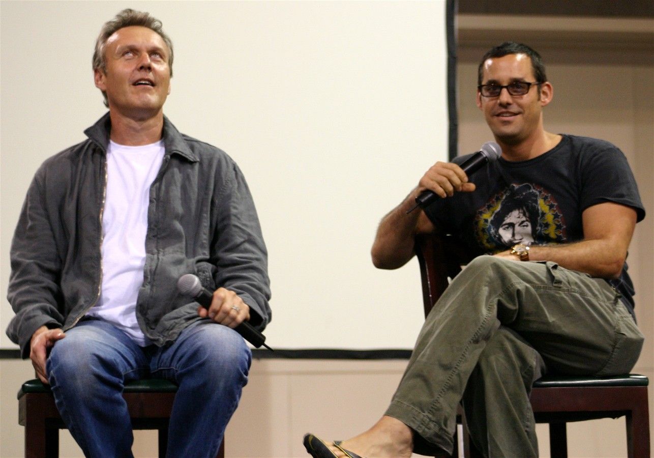 Anthony Head and Nicholas Brendon, his Buffy the Vampire Slayer co-star, at the Oakland Super SlayerCon in August 2004