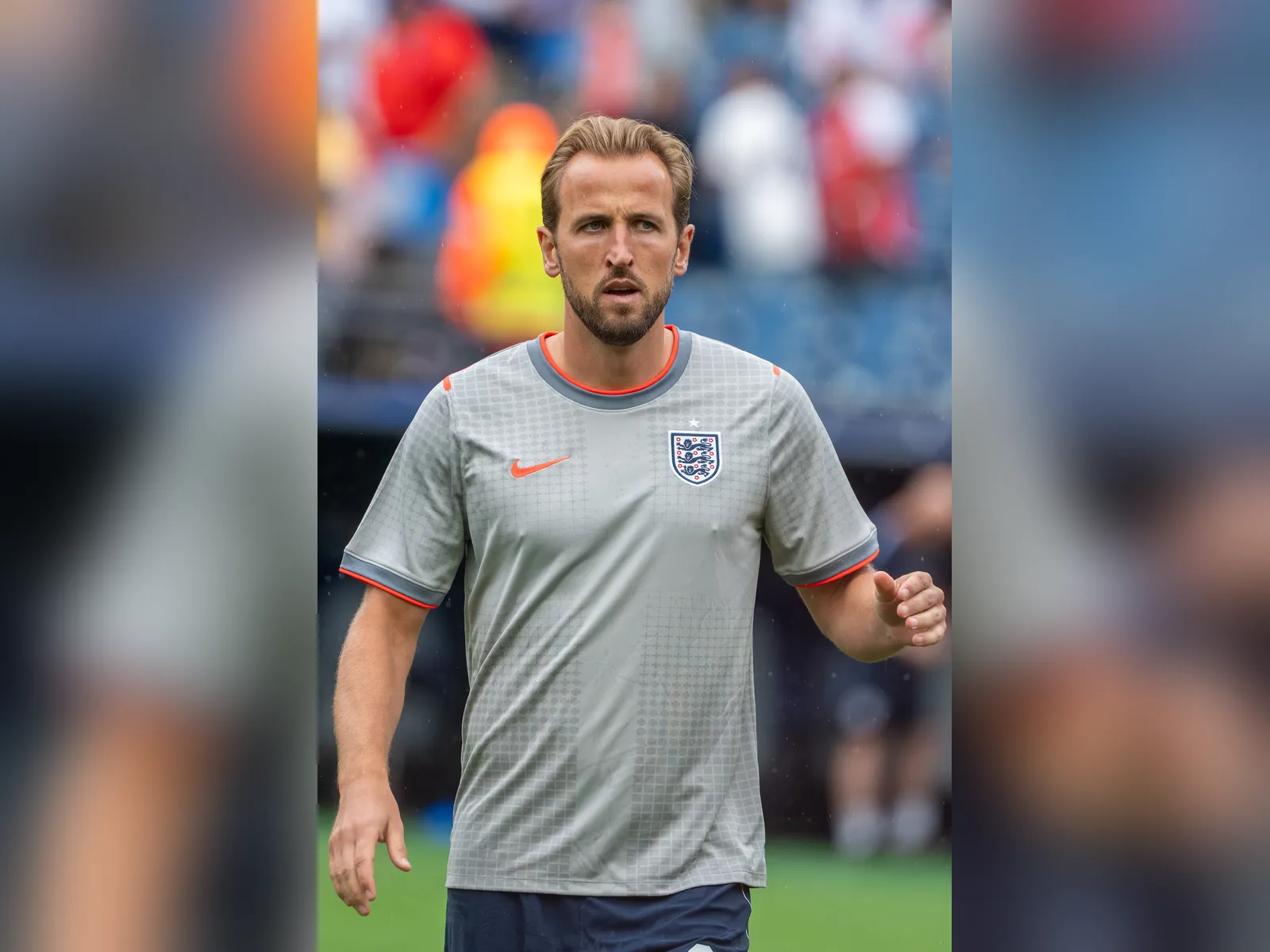 Harry Kane playing for England against Ghana at the 2026 FIFA World Cup.