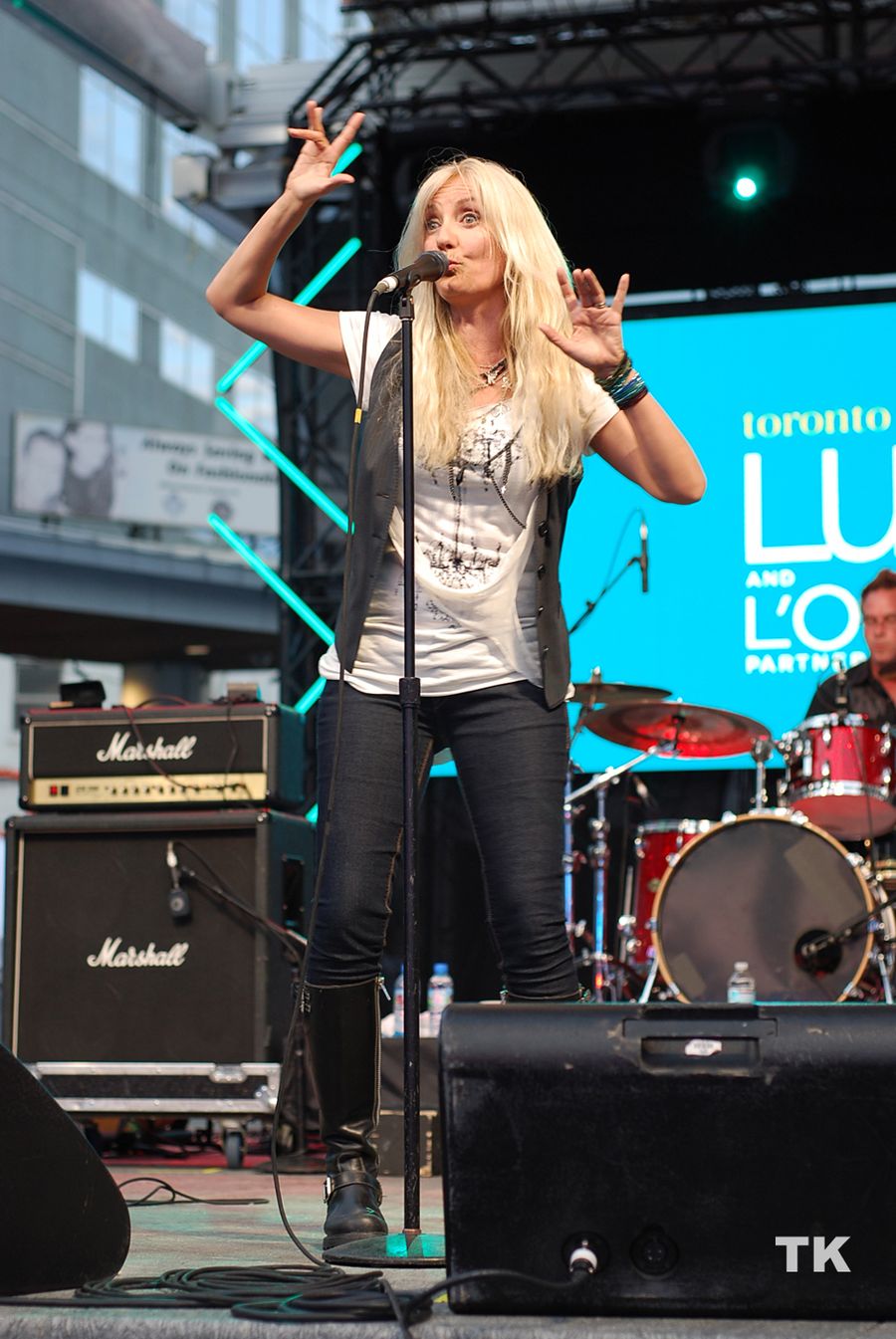 Sass Jordan singing expressively at the Luminato festival in Toronto