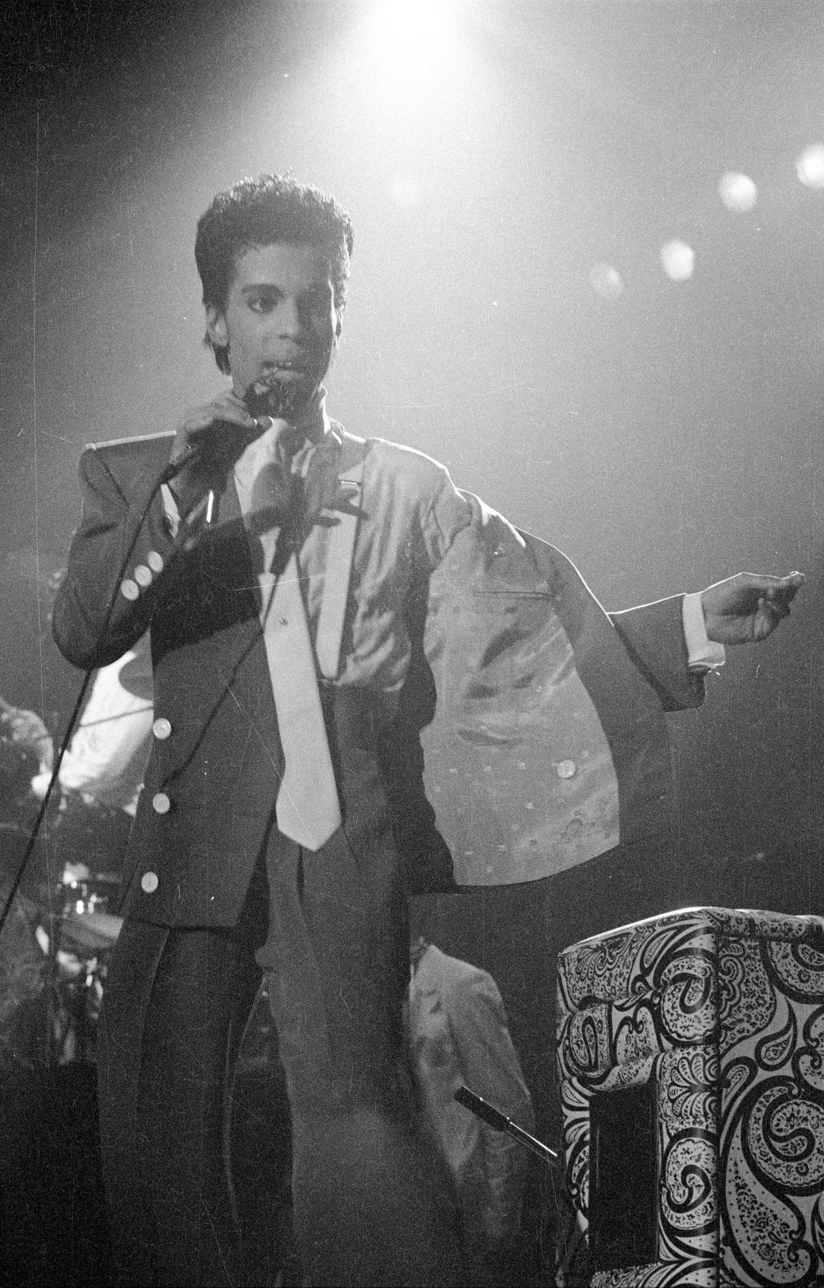 Prince performing in Brussels in 1986 — one of the most famous singers who wrote hit songs for other artists