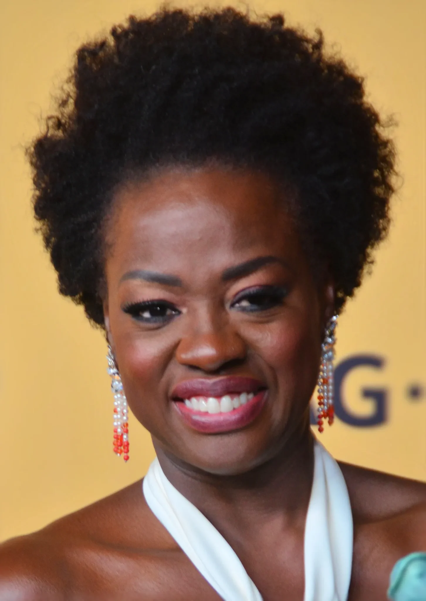 Viola Davis posing on the red carpet