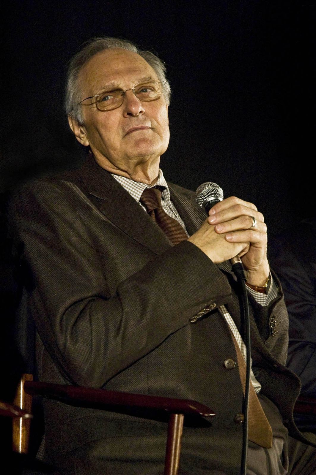 Alan Alda in a full-length portrait