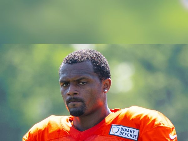 Deshaun Watson in a Cleveland Browns practice jersey at 2023 training camp
